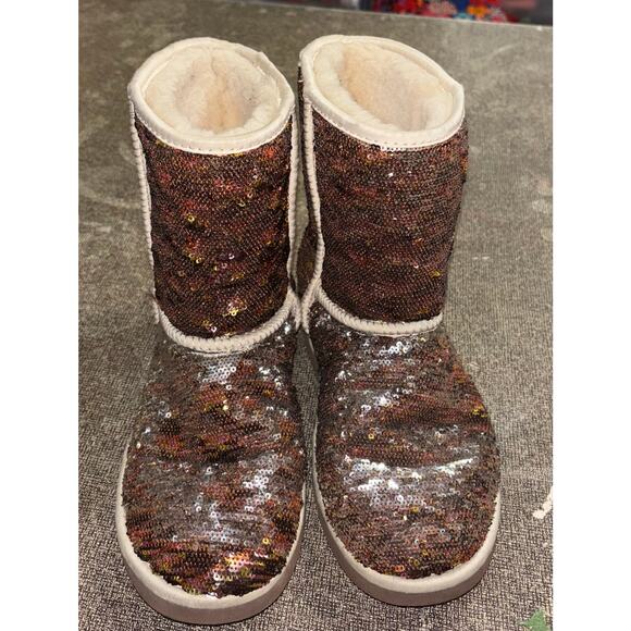 UGG Boots Reversible sequins Gold Bronze women’s size 6 - Picture 2 of 7